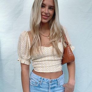 Isabelle’s Cabinet Puff Sleeve top